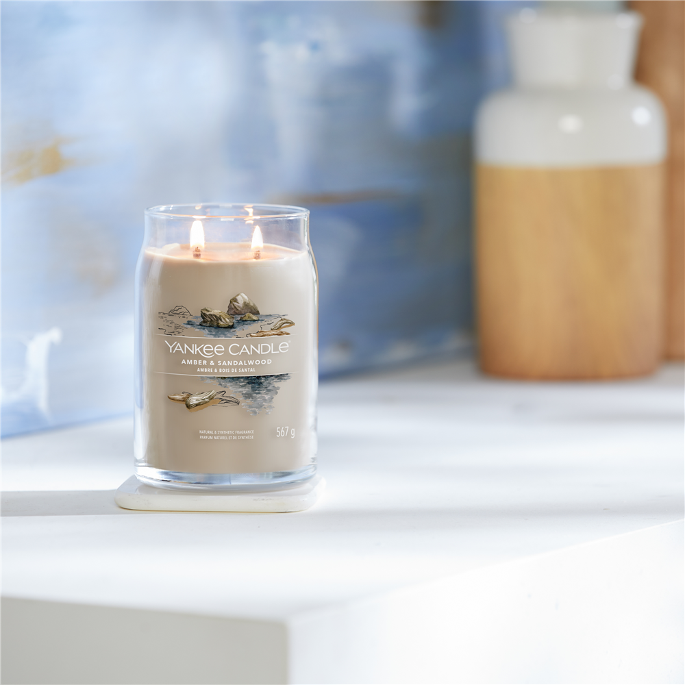 Amber & Sandalwood Signature Large Jar – Image 3