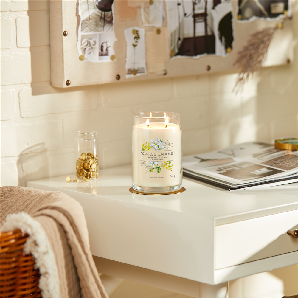 Midnight Jasmine Signature Large Jar – Image 2