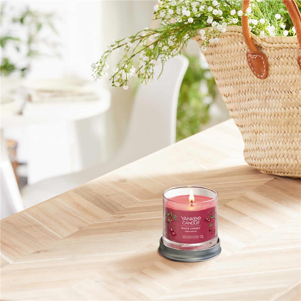 Black Cherry Signature Small Tumbler – Image 3