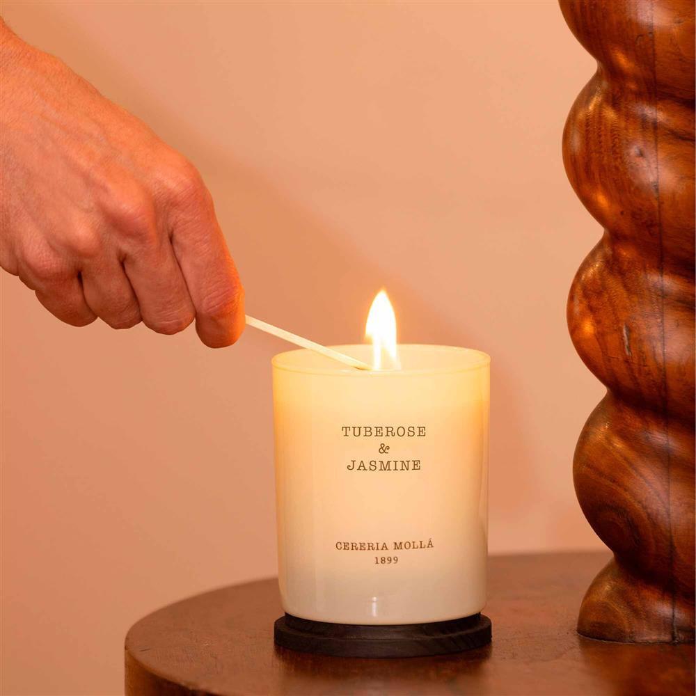Tuberose & Jasmine Premium Candle 230g – Image 3